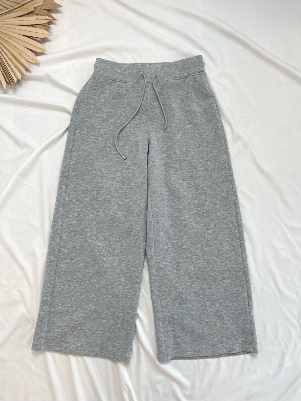 Anna Cate Tuckernuck Grey Wide Leg Cropped Tie Waist Lounge Pants Size Small